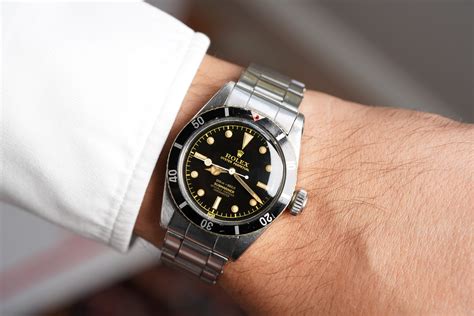 rolex watches worn by james bond|Rolex submariner 6538 for sale.